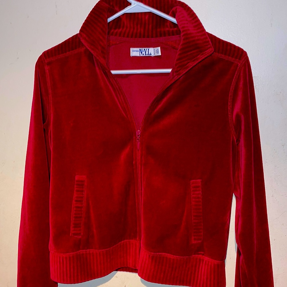 Red Velour Crop Jacket. Waist Length. Vintage. Well Made.EUC.New York Laundry Co